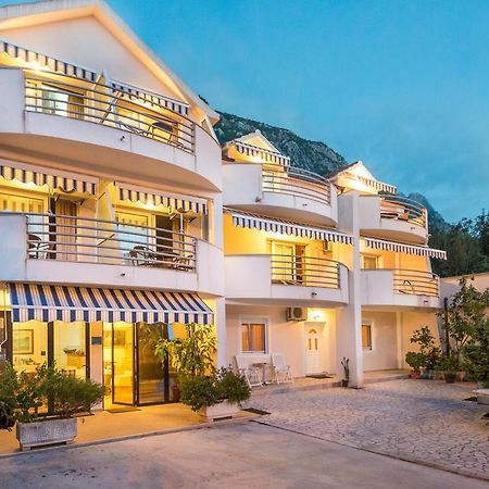 Apartments Ivardic Kotor Eksteriør billede