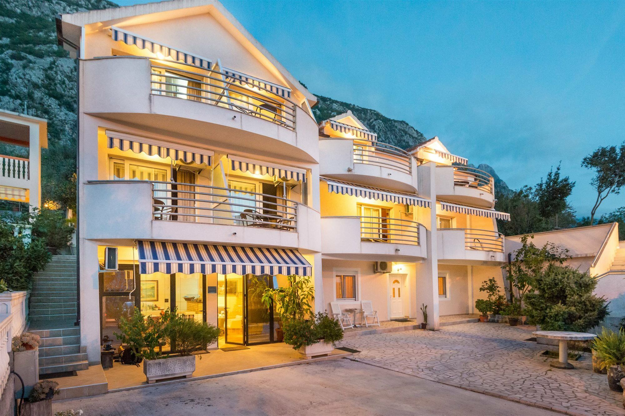 Apartments Ivardic Kotor Eksteriør billede